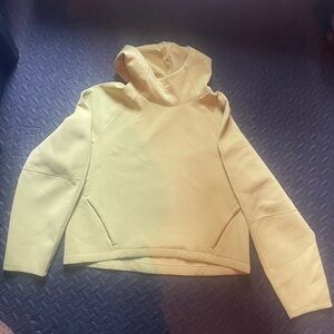 lululemon athletica Airwrap Pullover Hoodie